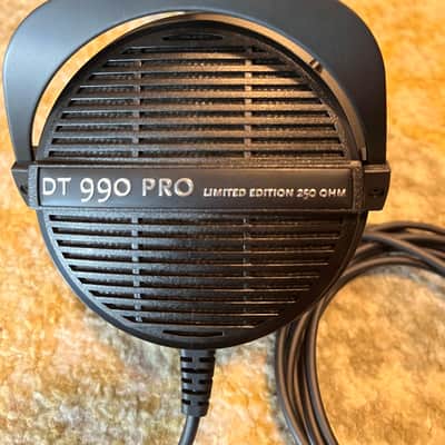 Beyerdynamic DT 990 Pro Black Limited Edition image 4
