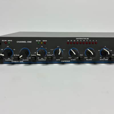 dbx 166XL Stereo Compressor / Limiter / Gate image 2
