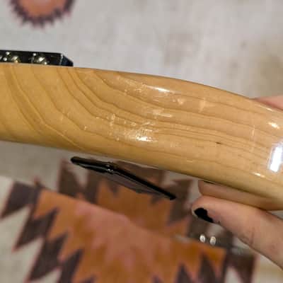 Fender American Vintage '75 Jazz Bass with Maple Fretboard 1999 - 2012 - Natural image 8