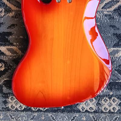G&L JB 5 2017 - Cherry Burst image 18