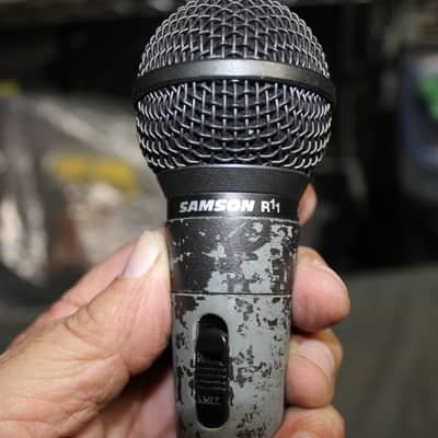 Samson R11/Dynamic Mic image 2