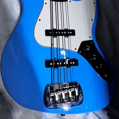 G&L Fullerton Deluxe JB Right handed Himalayan blue with case image 10