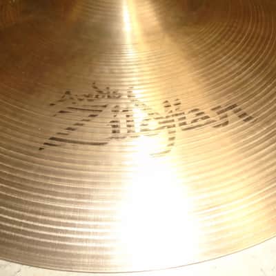 Avedis Zildjian Z Series 18" Marching Concert Jazz Cymbal image 2
