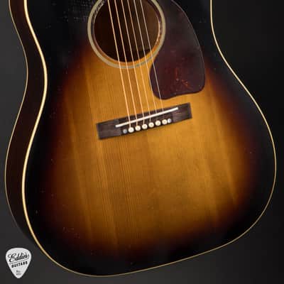 Gibson Murphy Lab 1942 Banner J-45 Ultra Light Aged Vintage Sunburst #21866031 image 6