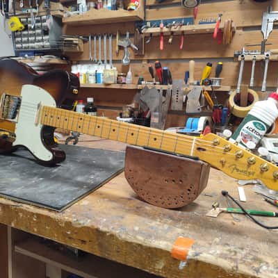 Fender 75th Anniversary Commemorative Telecaster 2021 - 2-Color Bourbon Burst image 4
