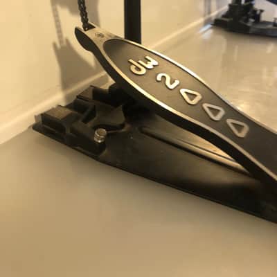 DW 2000 Double Bass Drum Pedal image 3