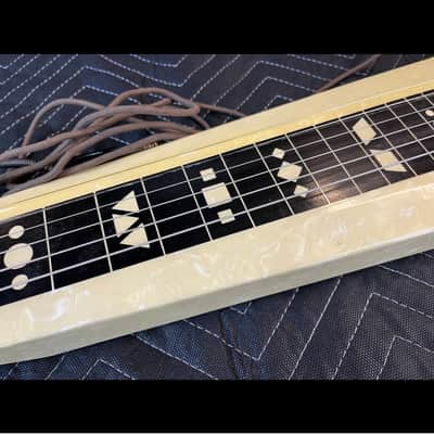 Supro Comet Lapsteel 1950s w/Rowe Stringtone - Pearloid image 8