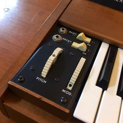 ORiGiNaL --Vintage Moog Minimoog Model D 1970s Walnut analog synth real w MIDI image 13