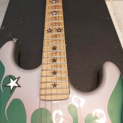 Bon Jovi - Richie Sambora owned 1987 Custom Kramer Custom Pacer 1987 Champagne Flip / Flop Flamed image 6