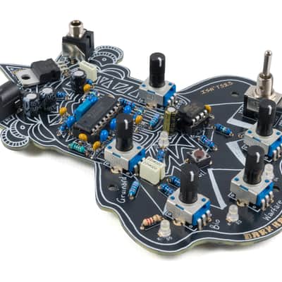 Isn'tses Dark Harvestator Experimental Noise Synthesizer image 2