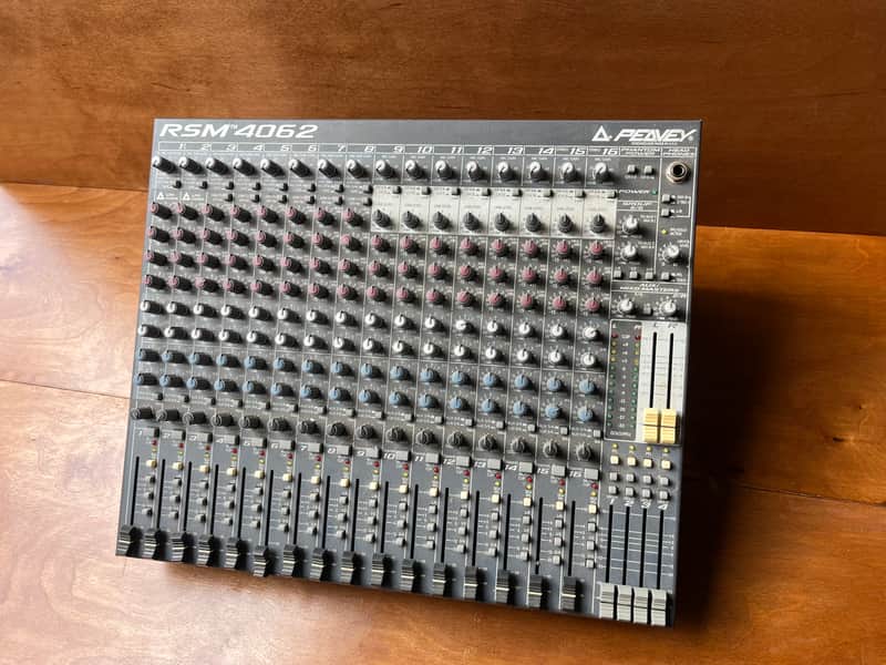 Peavey RSM4062 16 channel Mixer image 1