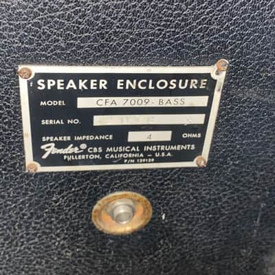 Rare Fender CFA 7009 Bass Speaker Cab image 3
