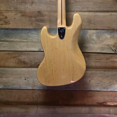 2006 American Vintage Reissue '75 J-Bass Natural w/case image 16