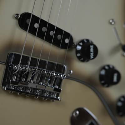 Fender 70th Anniversary Vintera® II Antigua Stratocaster® - Antigua image 12