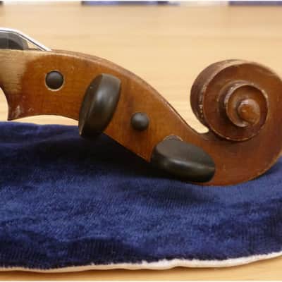 3/4 Geige – spielbereit – inkl. Kasten & Kinnstütze 3/4 Geige ca. 85 Jahre  - Braun image 3