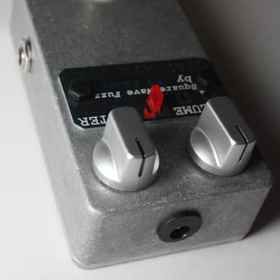 Ivy Pedals Quadrata Fuzz - Silver 2026 image 3