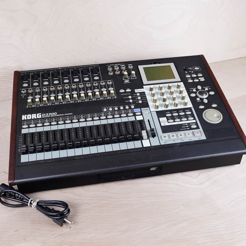 Korg D3200 Digital Recording Studio 32 Channel | Reverb