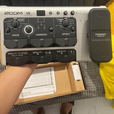 Zoom V6 Vocal Processor 2019 - Present - Silver image 2