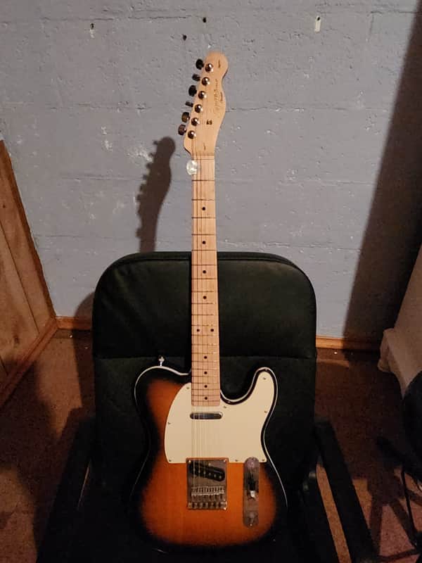 Squier Affinity Telecaster with Maple Fretboard, String Through Body 2021 - Present - 3-Tone Sunburst image 1