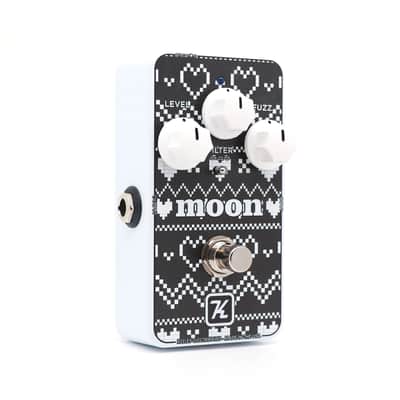 Keeley Moon Op Amp Fuzz Pedal IN AN UGLY CHRISTMAS SWEATER! image 2