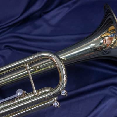 Trompeta Conn Director 18B USA image 3