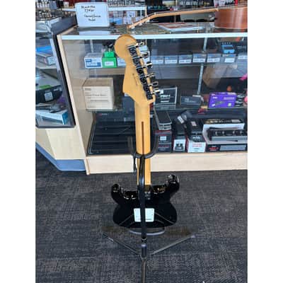 Fender American Standard Stratocaster w/ DiMarzio Area 61/67 Pickup set and gigbag 2012 image 2