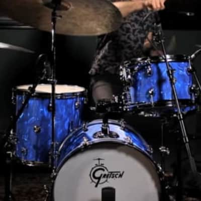 Gretsch Catalina Club 4 Piece Shell Pack (18/12/14/14SN) Blue Satin Flame image 2