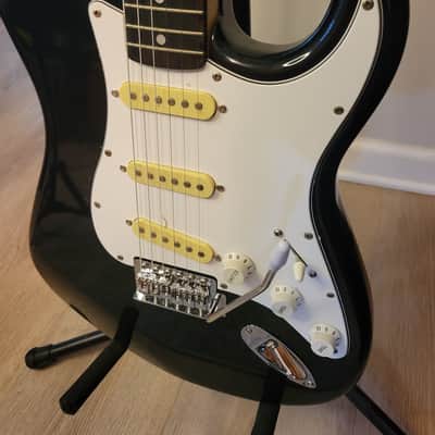 1992 Fender Japan Squier Silver Series Black Stratocaster - MIJ image 6
