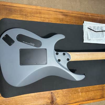RARE Caparison Apple Horn Sand Stone - Mattias "IA" Eklundh Signature Model - Horus image 5