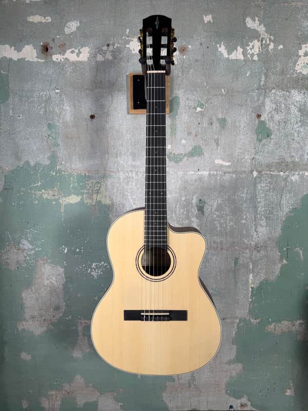 Alvarez Regent Series RC26HCE Hybrid Acoustic Electric Guitar - Natural image 1
