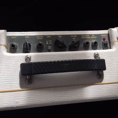 Vox VBM1 Brian May Special Recording Amp 10-Watt 1x6.5" Guitar Combo image 3