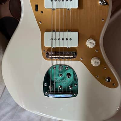 Squier J Mascis Jazzmaster with J Mascis Pickups, New Electronics, Fender Tremolo, Mustang Bridge and G&G Case image 7