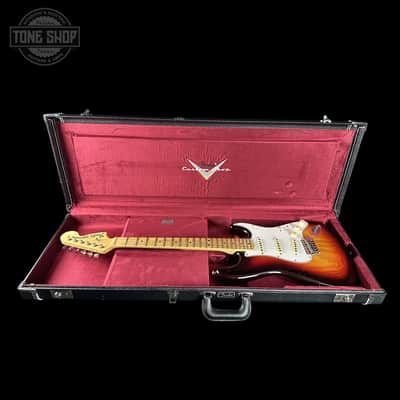 Fender Custom Shop 1969 Stratocaster Journeyman Relic Chocolate 3 Tone Sunburst w/case CZ588710 image 10