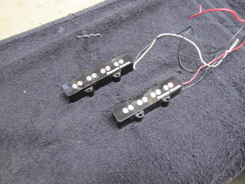 Seymour Duncan SJB-3 Matched Set Jazz Bass Pickups - Black image 1