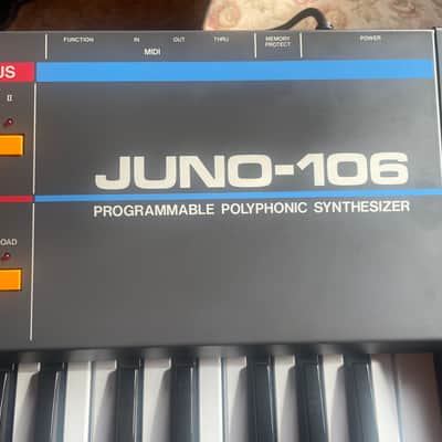 Roland Juno-106 Synthesizer image 12