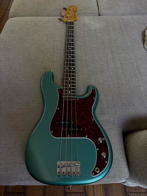 Fender American Professional Classic Precision Bass 2025 - Present - Faded Sherwood Green Metallic image 1