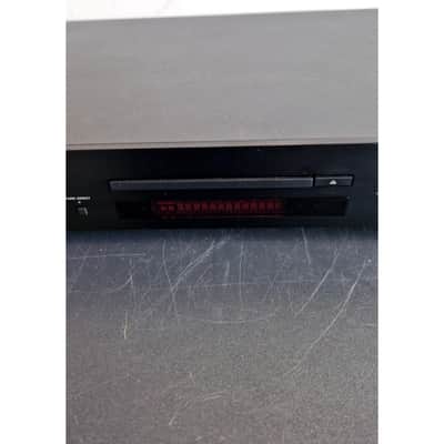 Yamaha CD-S303 - CD Players - Excellent w/ Original Box image 3