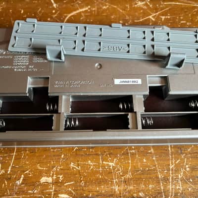 YAMAHA QY100 16-Track Portable MIDI Music Sequencer New internal battery image 5