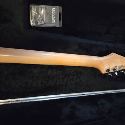 Peavey Reactor AX 1995-1999 - Sunburst image 3