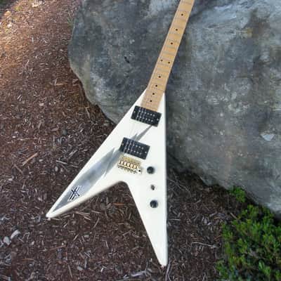 Aria Pro II XX 1980's White Yngwie Malmsteen (36 Hour Sale) image 8