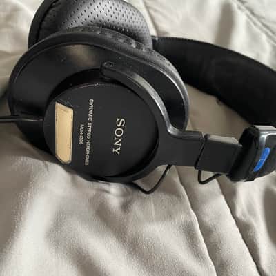 Sony MDR-7506 Studio Headphones 2010s - Black image 2