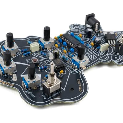 Isn'tses Dark Harvestator Experimental Noise Synthesizer image 3
