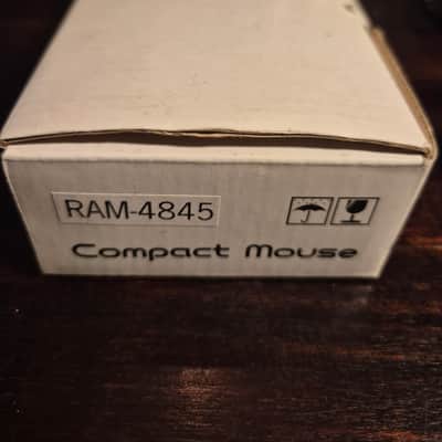 Boss Sd-1 USB mouse, great condition, Rare Collectible image 4