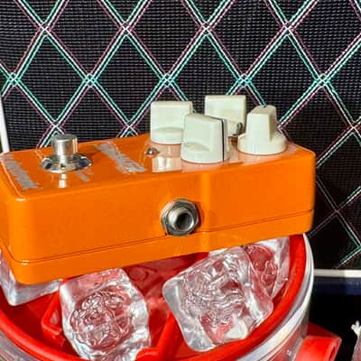 TC Electronic SHAKER VIBRATO ( New Old Stock) 2015 - Orange image 14