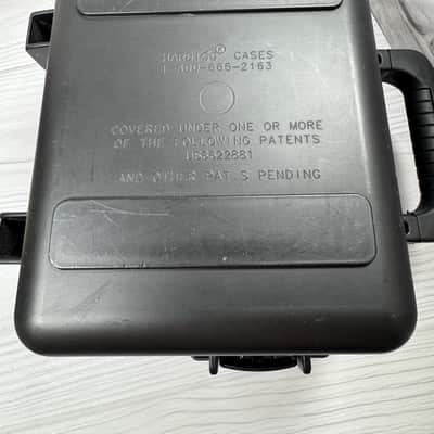 Audeze Case for Headphones image 4