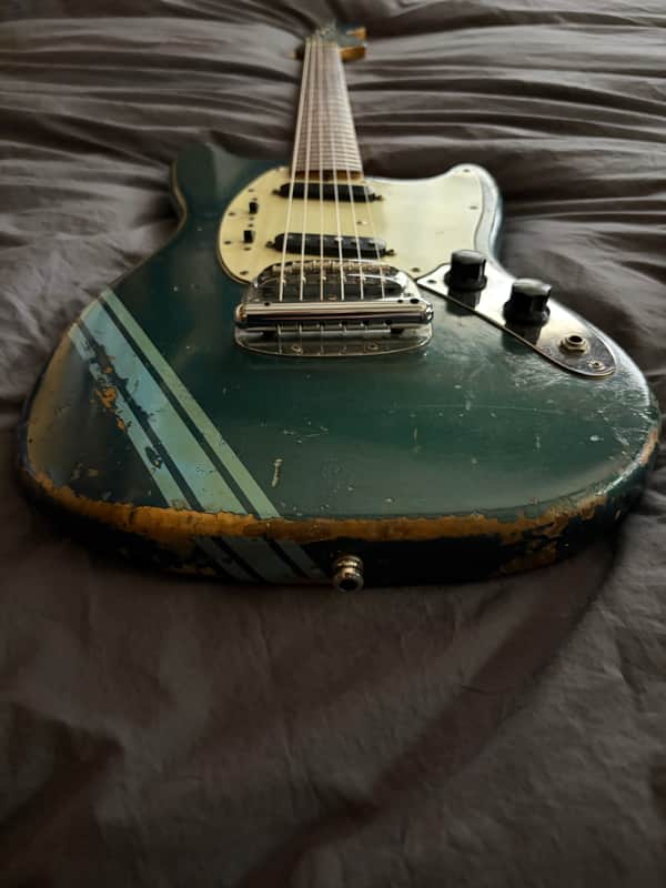 Vintage Fender Mustang Matching Headstock Comp Burgundy 1970