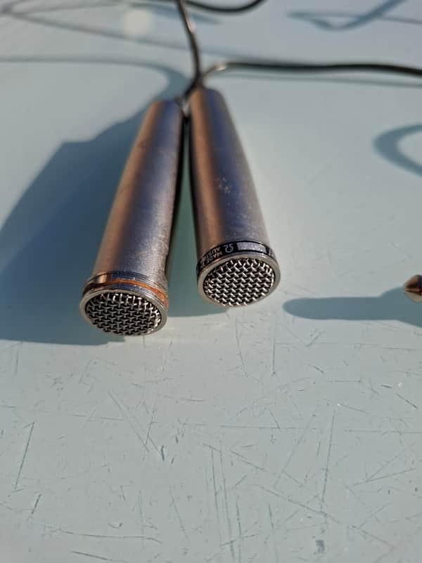 AKG D109 omni microphone pair image 1