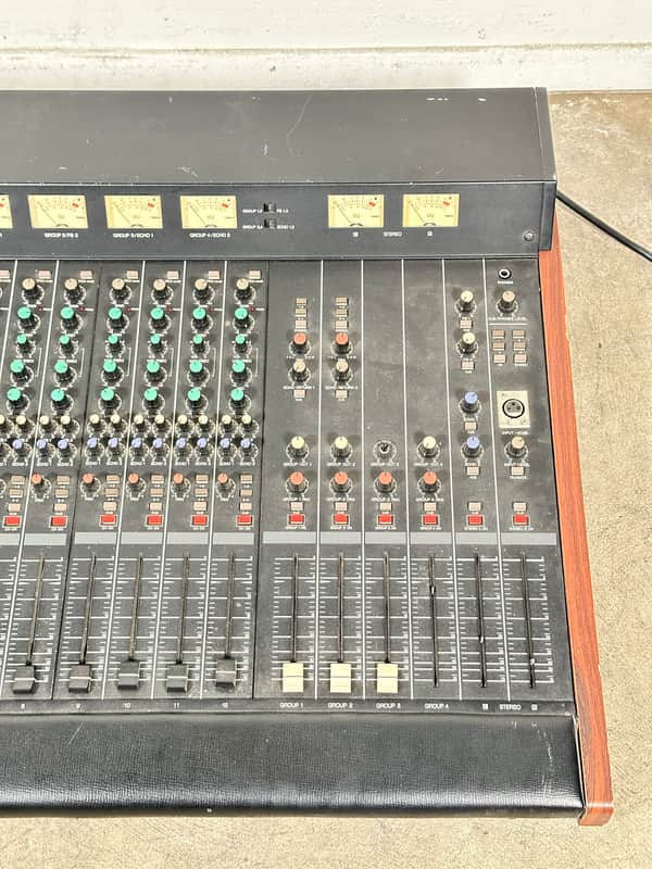 Yamaha MC1204 Analo Audio Mixer Board | Reverb