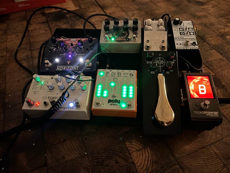 Poly Effects Ample