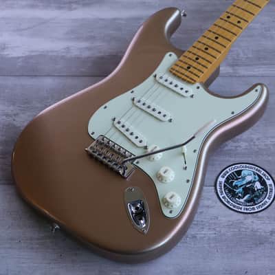 2025 Fender American Professional Classic Stratocaster (Faded Firemist Gold) image 1